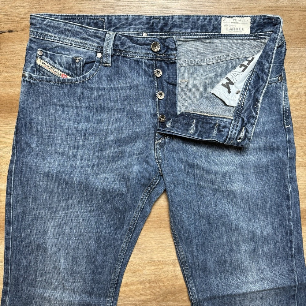 Diesel Larkee Men's Straight Jeans - Blue